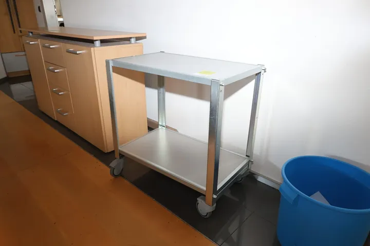 1 x Transportwagen